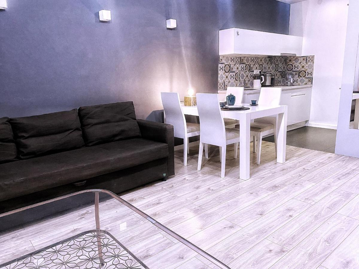 Dreams Apartmens Centrum Warsaw Exterior photo